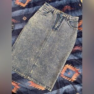Vintage acid wash denim pencil skirt